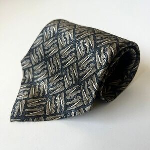 The Nature Conservancy Crocodile Silk Tie Made in Korea Preservation Collection